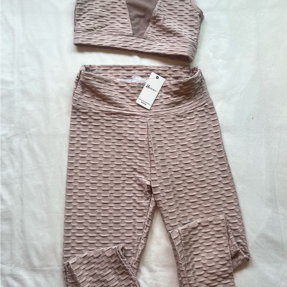 46 Pieces Of Assorted Activewear - image 4